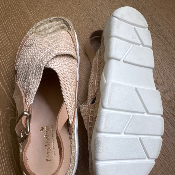 Anthropologie slingback sandal - Picture 2 of 6